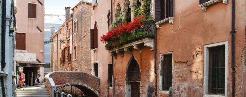 Ca' Cappellis Bed & Breakfast 2*